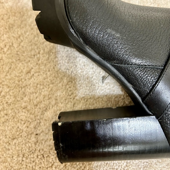 Vince Camuto Elison Luge Sole Bootie - Picture 13 of 15